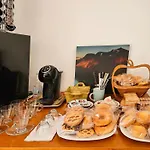 Bed & Breakfast Yawhome Bologna